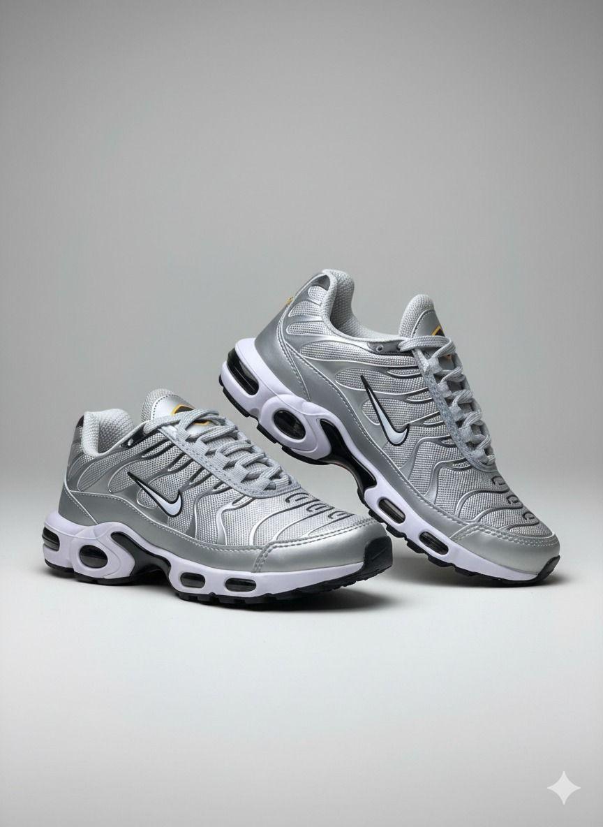 NIKE TN PRATA