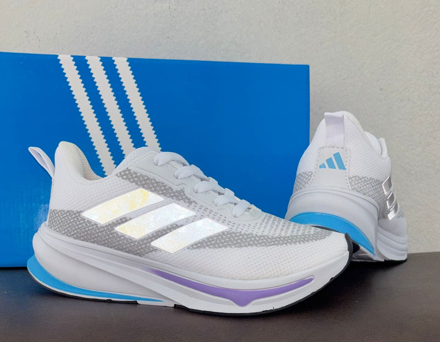 ADIDAS SUPER NOVA