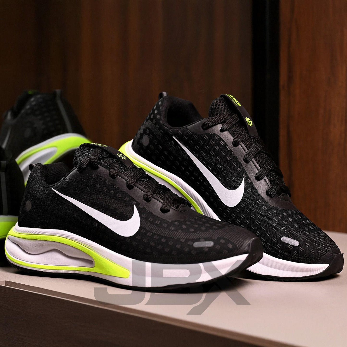 NIKE ZOOM SPORT BKGR