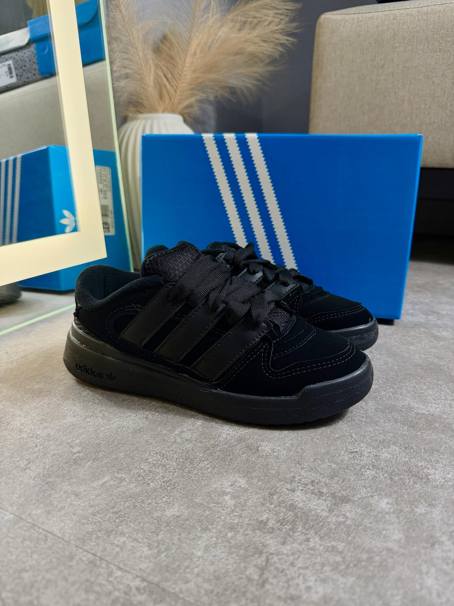 ADIDAS FORUM 2000