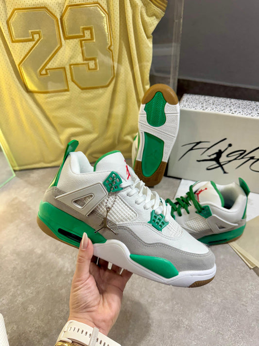 NIKE JORDAN MARS 4