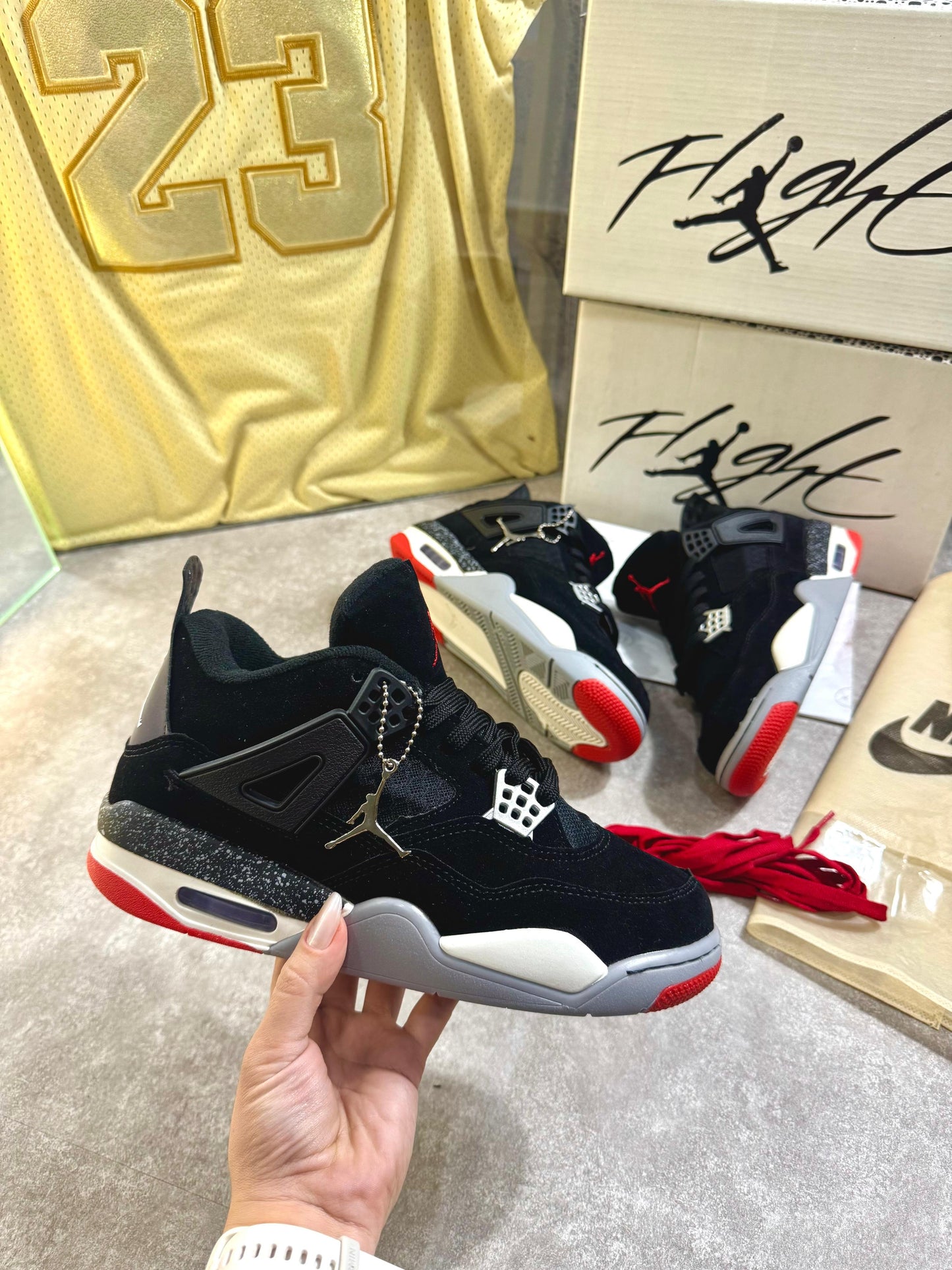 NIKE JORDAN MARS 4