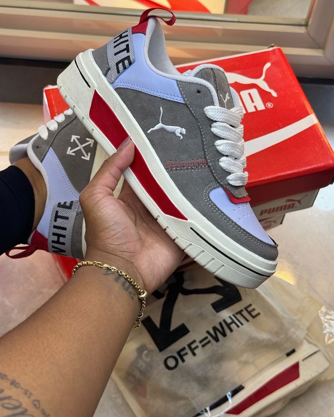 PUMA OFF WHITE