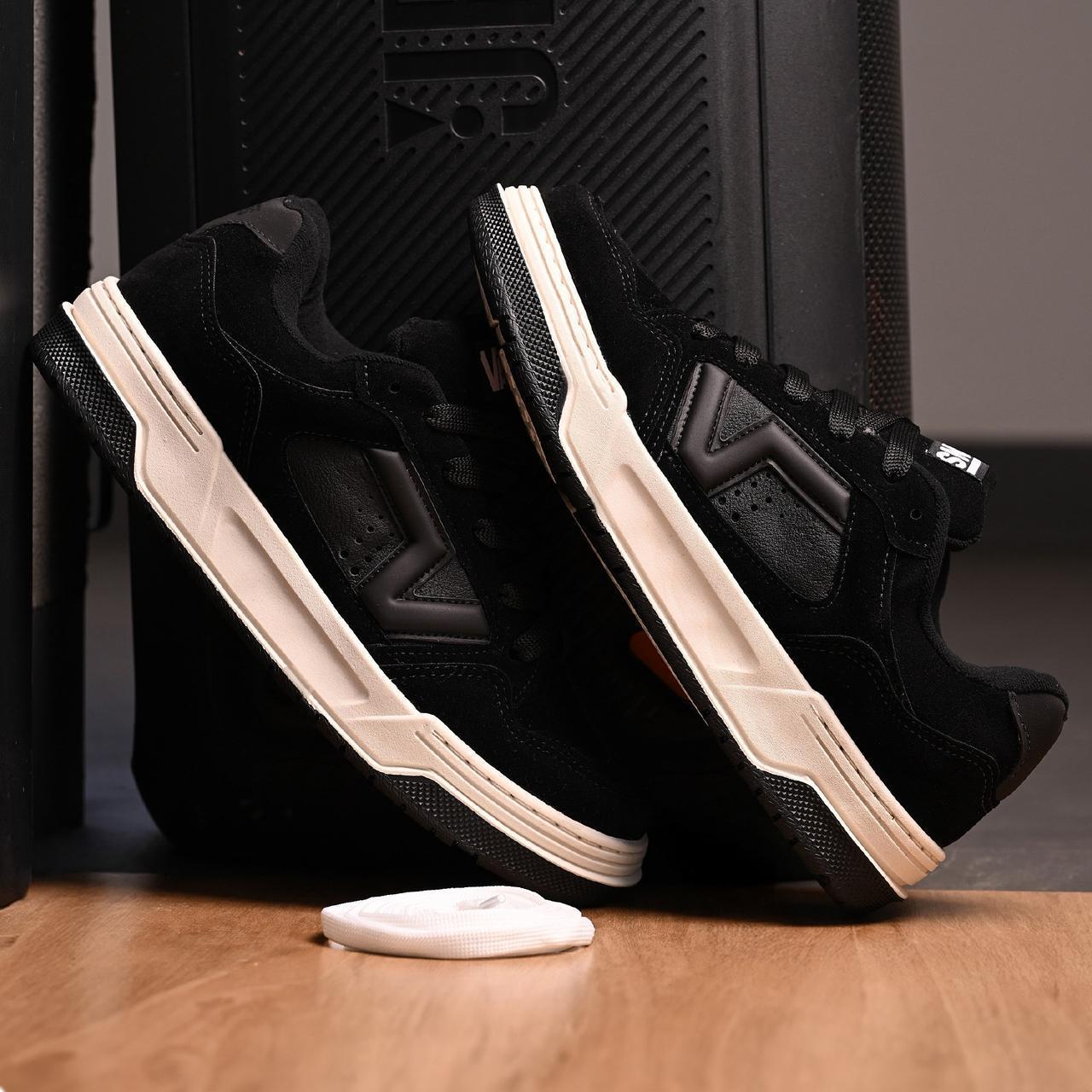 VANS UPLAND