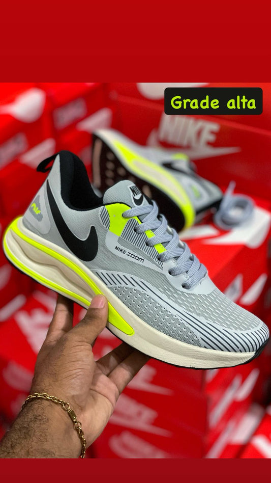 NIKE AIR ZOOM