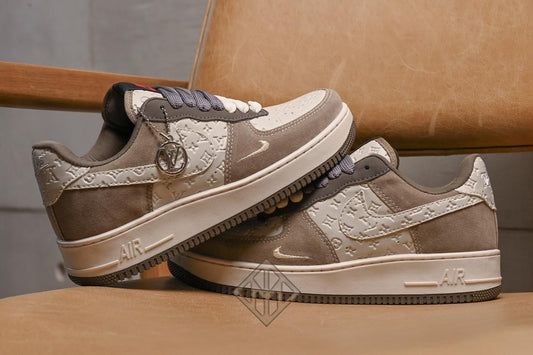NIKE AIR FORCE LOUIS VUITTON