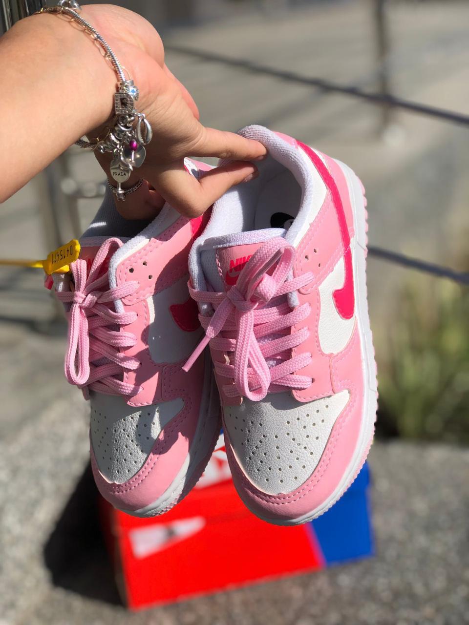 NIKE SB DUNK LOW INFANTIL