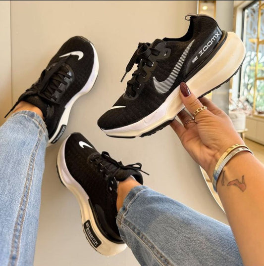 NIKE ZOOM X INVINCIBLE RUN3
