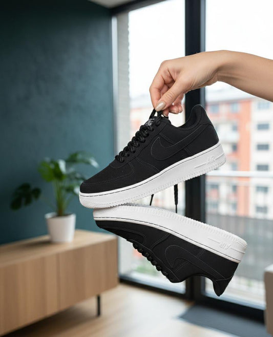 NIKE AIRFORCE