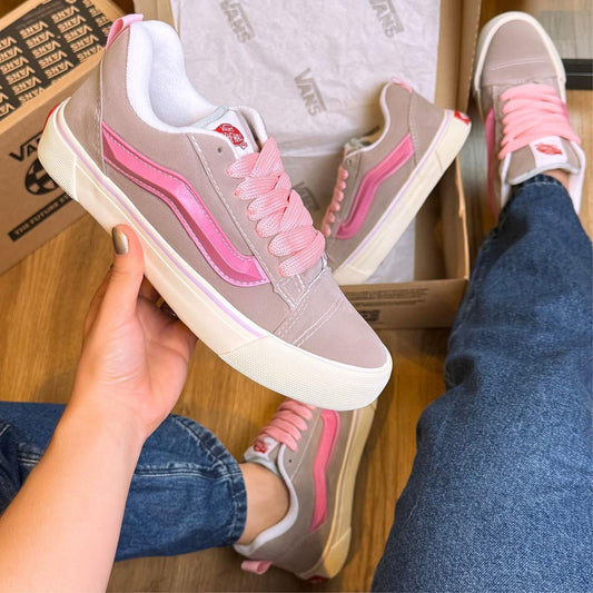 VANS KNU SKOOL