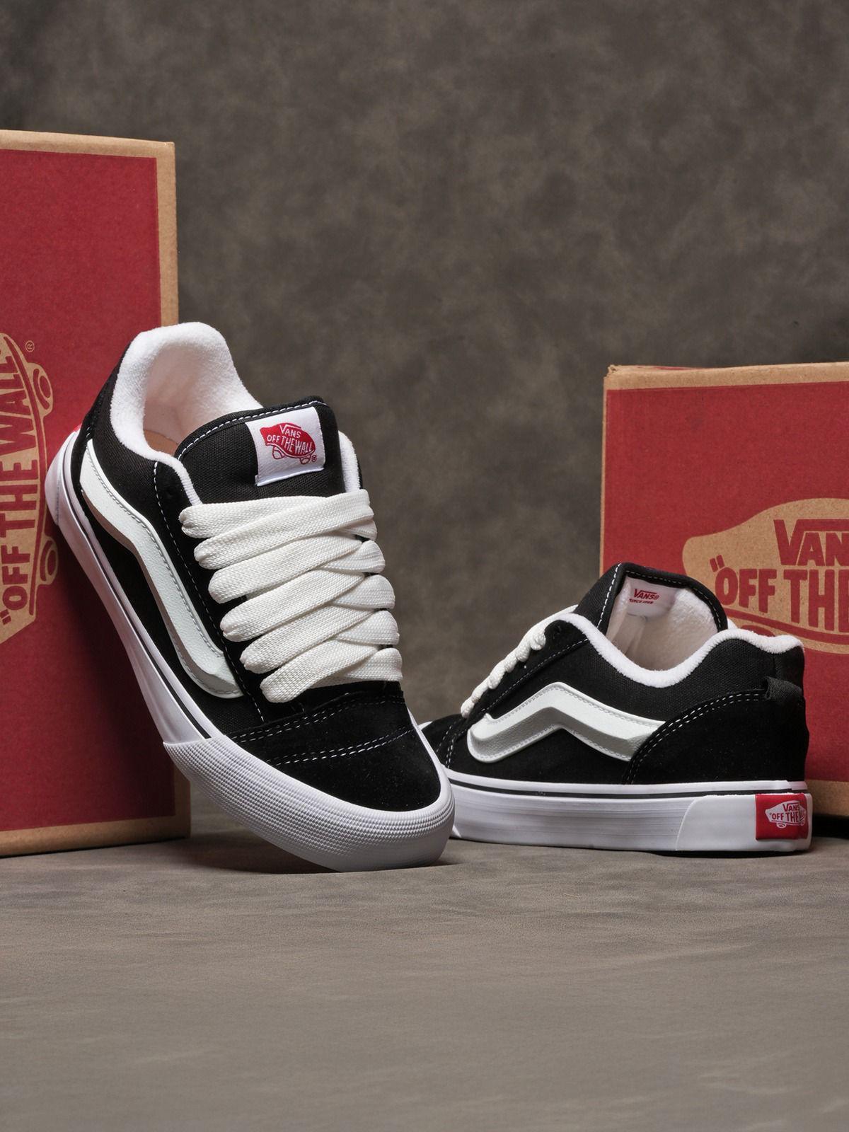 VANS KNU SKOOL