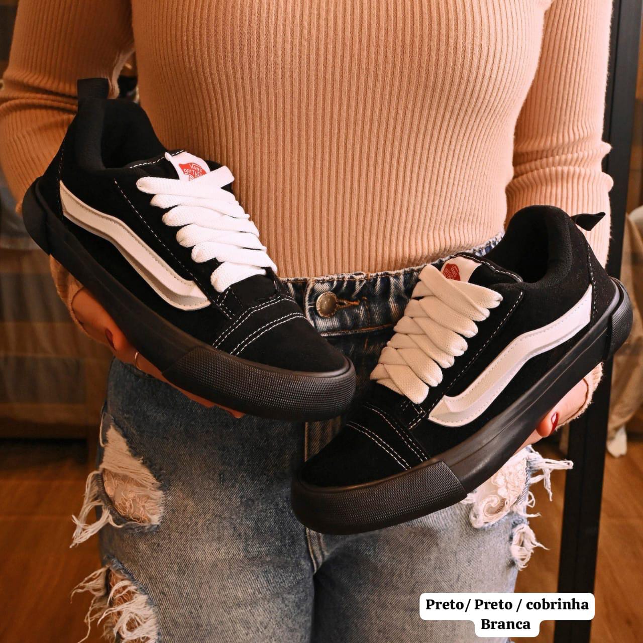 VANS KNU SKOOL