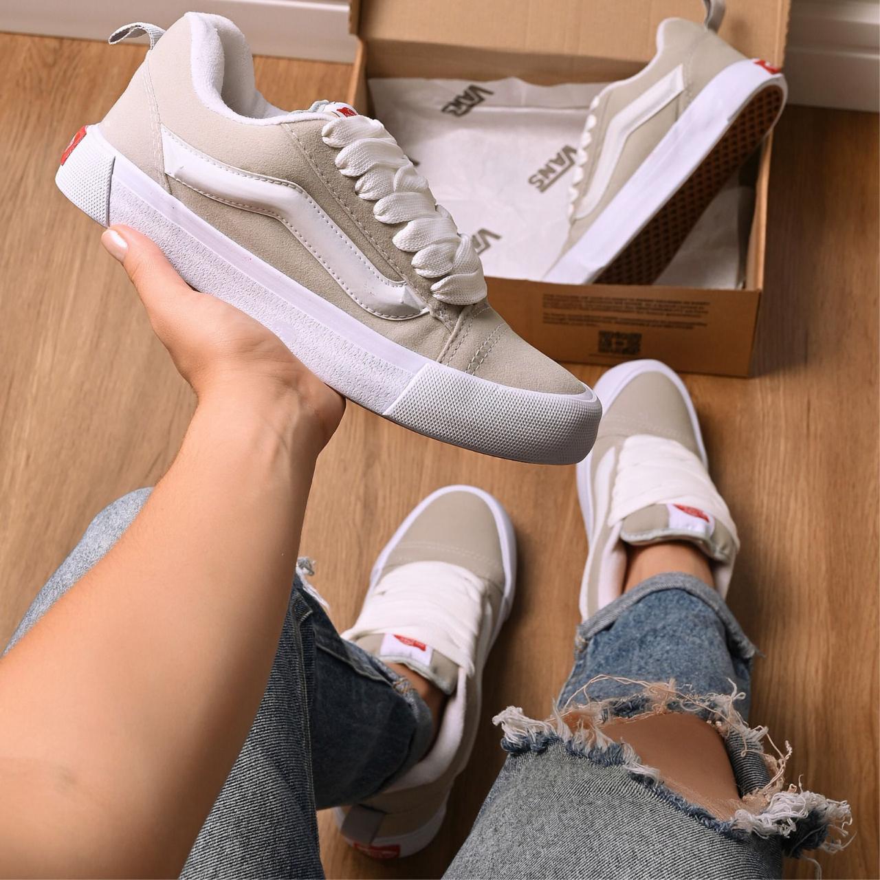VANS KNU SKOOL