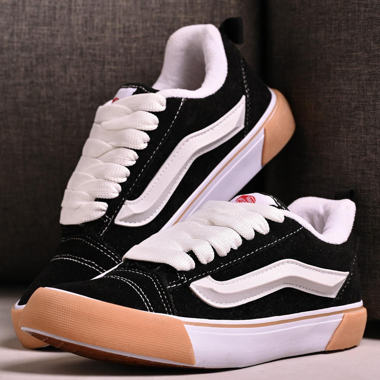 VANS KNU SKOOL