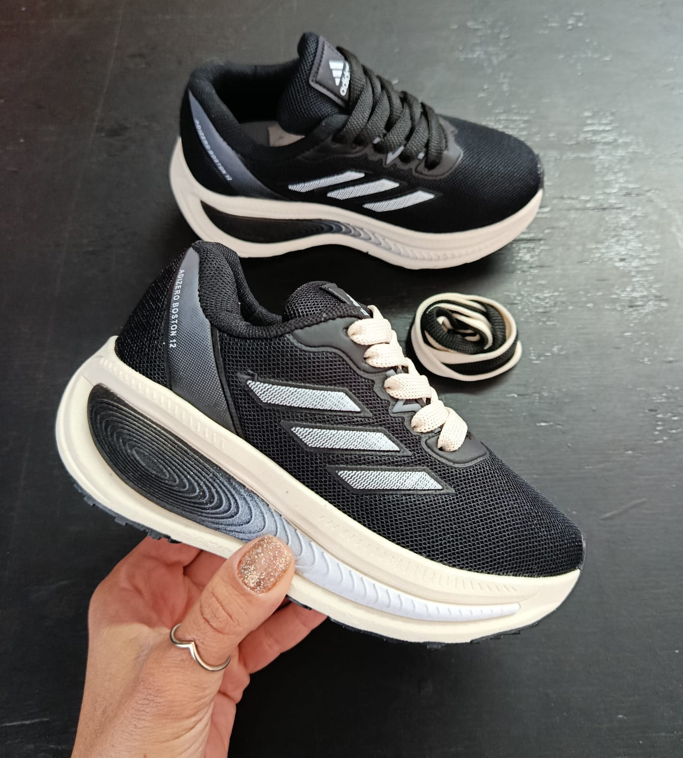 ADIDAS ADIZERO BOOSTON 12 MG