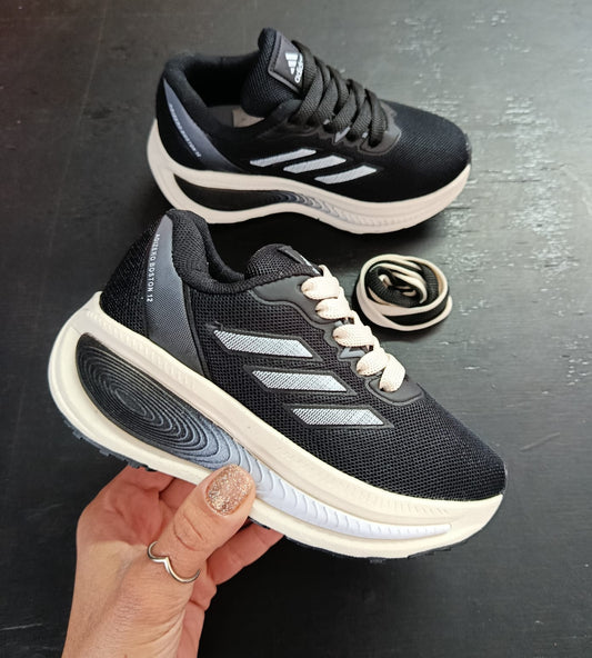 ADIDAS ADIZERO BOOSTON 12 MG