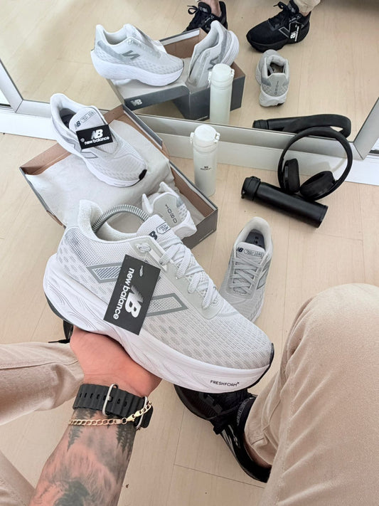 NEW BALANCE 1080 BG
